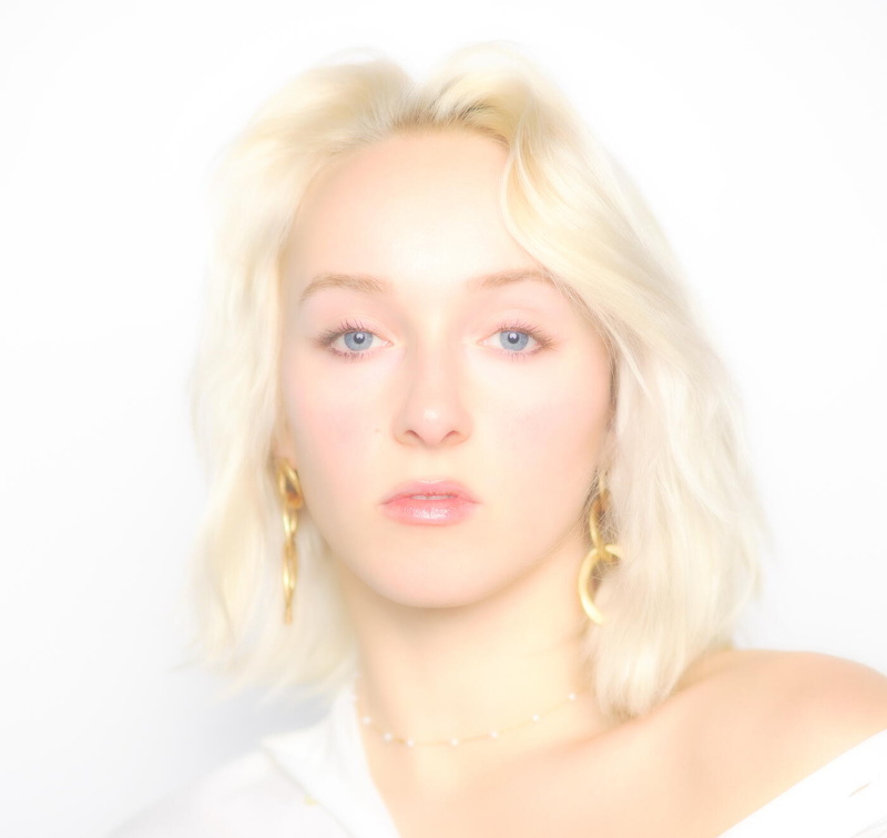 Lea Y2280043 Kopie 3Nebel